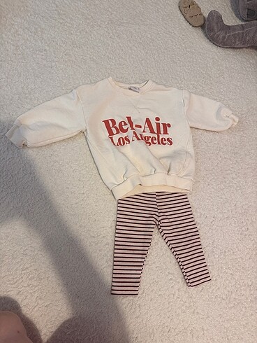 Zara sweatshirt