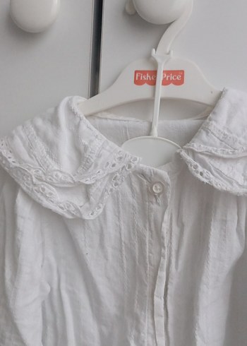 Kız Çocuk Beyaz Keten Fırfırlı Gömlek - Görsel 3