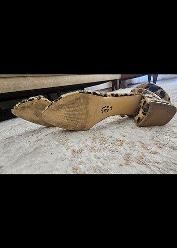 Kürk Detaylı Leopar Desenli Süet Stiletto - Görsel 2