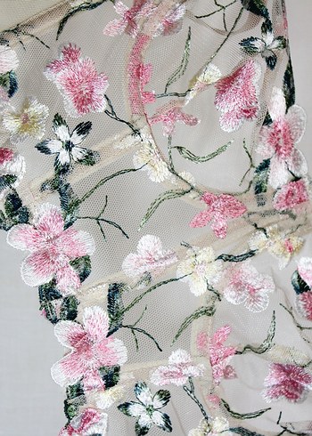 Çiçek Nakışlı Bralet Takımı - Görsel 2