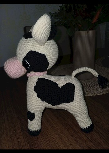 El Örgüsü Zilli İnek Amigurumi Oyuncak - Görsel 2