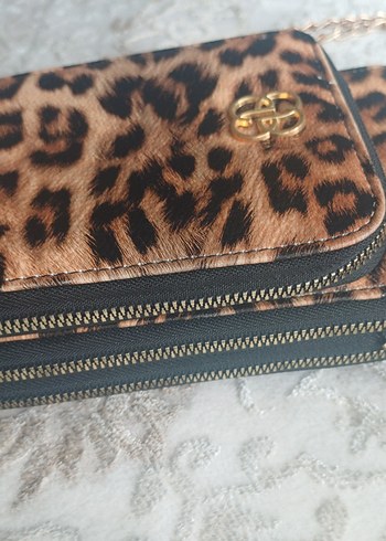 Zincir Detaylı Leopar Desenli Kadın Deri Çanta - Görsel 3