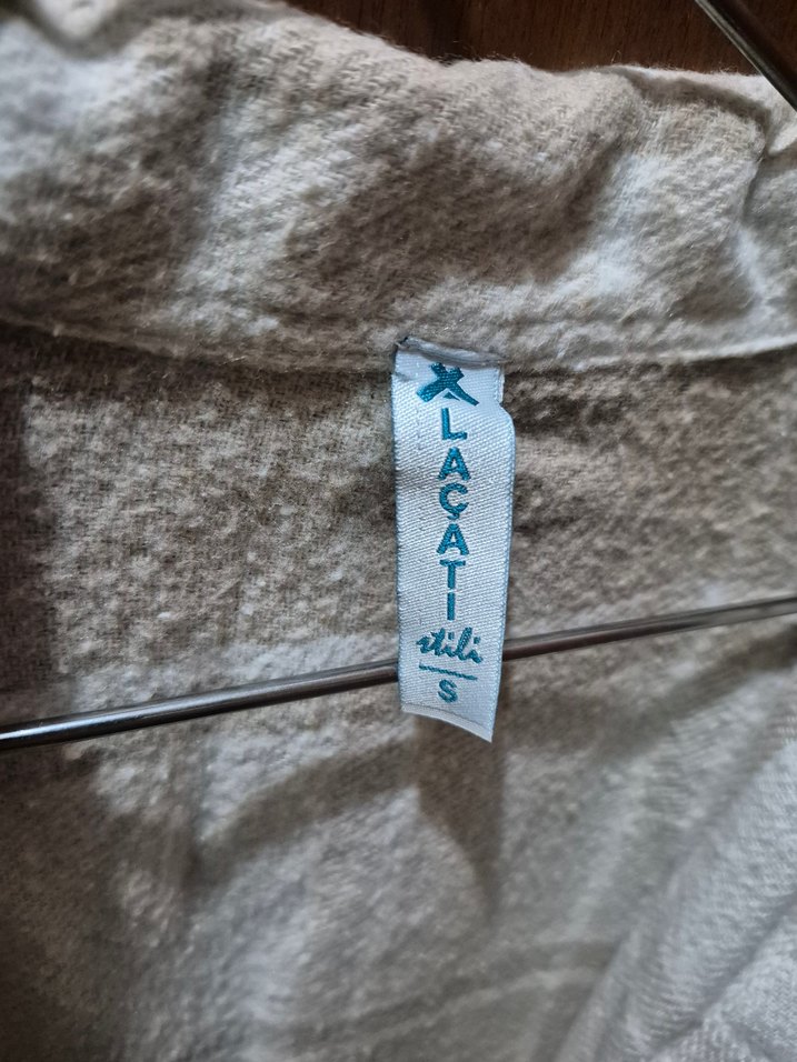 Gri Beyaz Düğmeli Keten Kadın Gömlek - Görsel 3