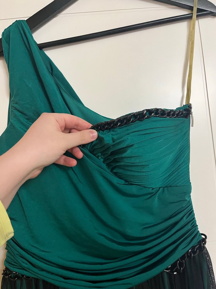 Yeşil Drapeli Eteği Tül Detaylı Tek Omuz Uzun Abiye Elbise - Görsel 2
