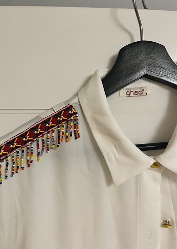 Nakışlı Beyaz Uzun Kollu Kadın Tesettür Gömlek - Görsel 2