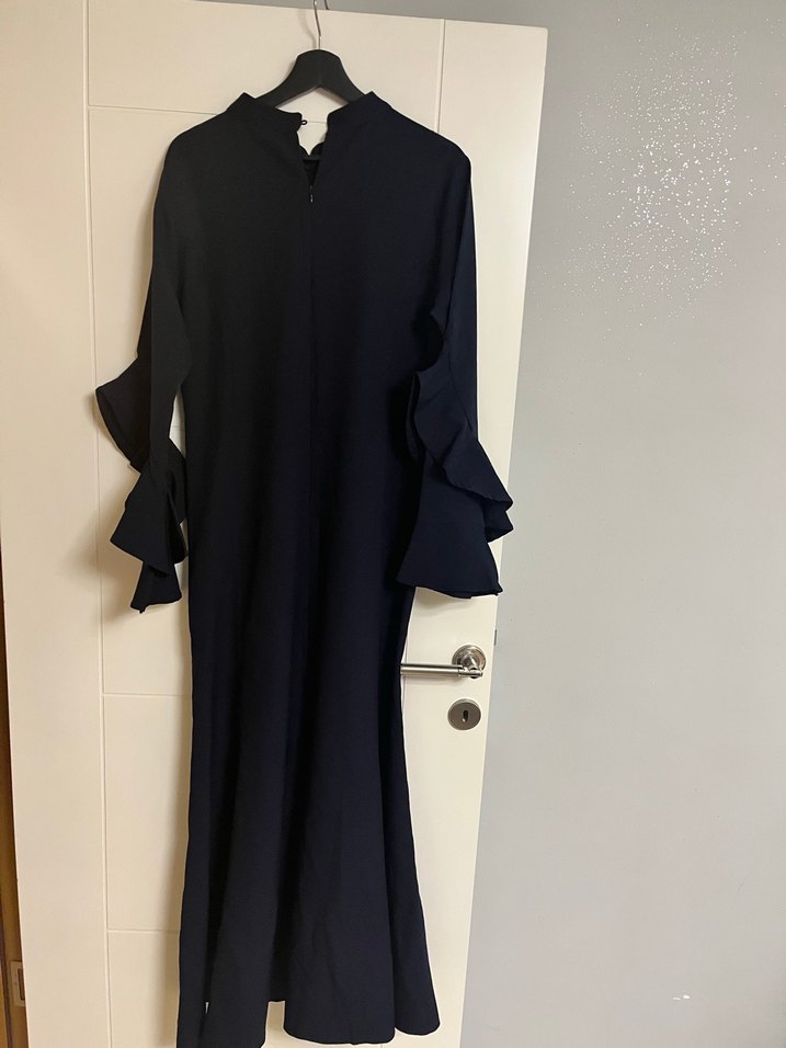 Lacivert Kolları Volanlı Uzun Kollu Tesettür Elbise - Görsel 2