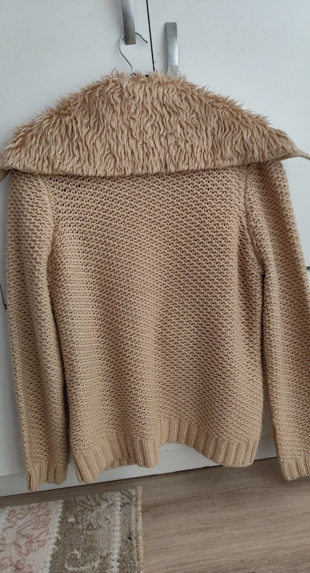 Kürk Detaylı Bej Kadın Midi Hırka - Görsel 2