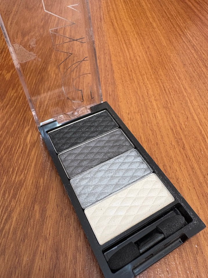 NYC Gri Tonlarda Far Paleti - Görsel 2