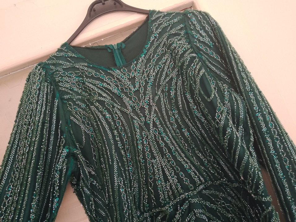 zümrüt yeşili abiye - Görsel 4