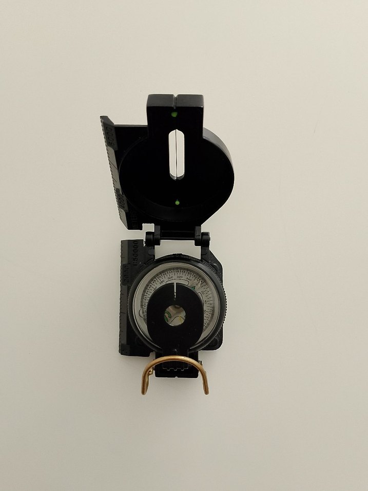 Siyah Katlanabilir Pusula - Görsel 5