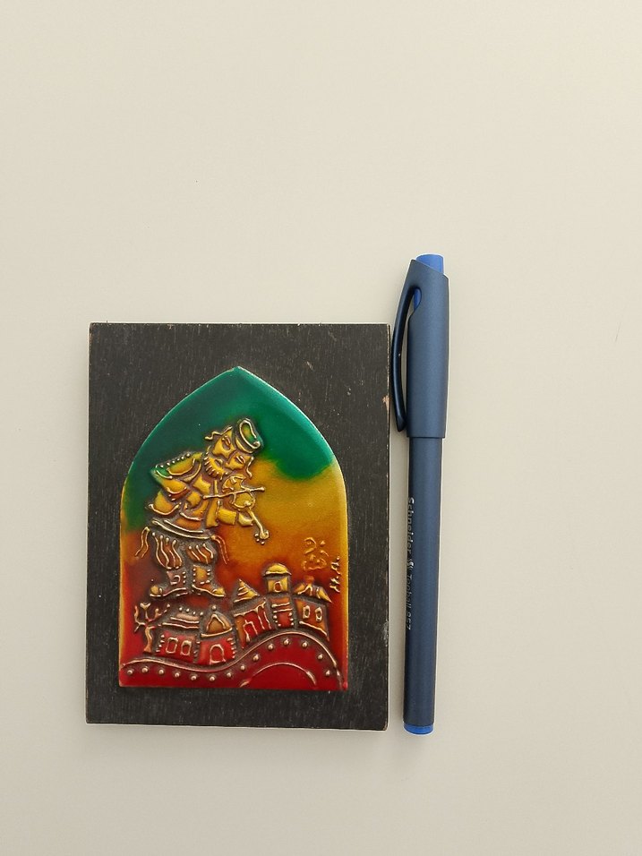 Vintage Çok Renkli Damdaki Kemancı Figürü - Görsel 3