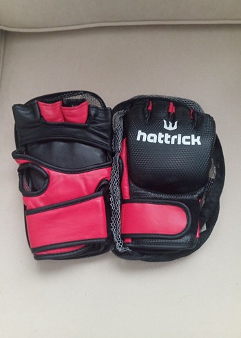 Hattrick Kırmızı MMA antrenman eldiveni - Görsel 3