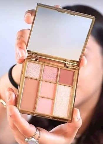 Bej Tonlarda Açık Renkli Göz Farı Paleti - Görsel 3