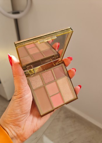 Bej Tonlarda Açık Renkli Göz Farı Paleti - Görsel 8