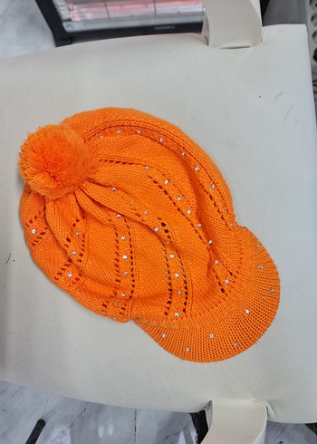 Turuncu Ponponlu Kadın Örgü Bere - Görsel 2