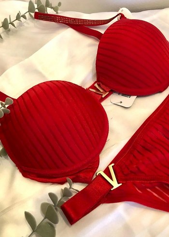 Kırmızı Mini Sütyen Takımı - Görsel 3