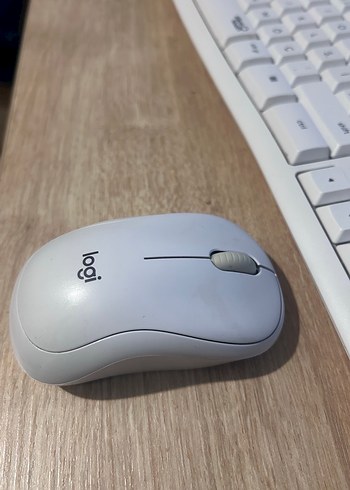 Logitech MK295 Silent Touch Beyaz Klavye Mouse Set - Görsel 7