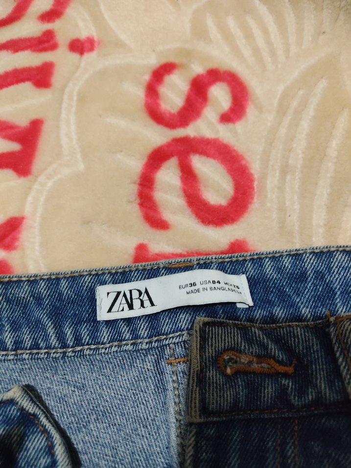 Kadın Açık Mavi Fırfırlı Bol Kesim Denim Pantolon - Görsel 3