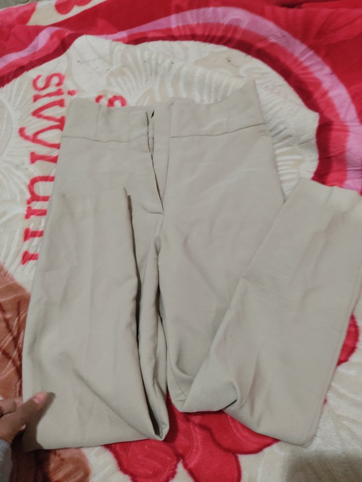 Kadın Bej Kemerli Kumaş Pantolon - Görsel 2