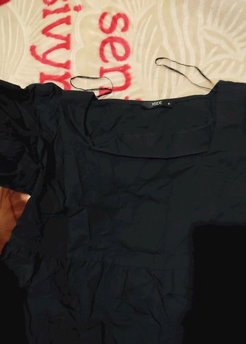 Siyah V Yaka Kısa Kollu Kadın Elbise - Görsel 3