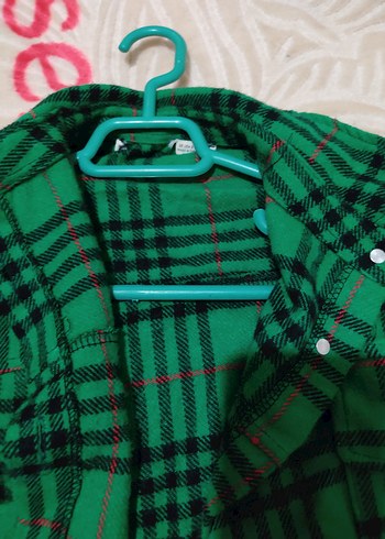 Düğmeli Yeşil Kadın Uzun Kollu Gömlek - Görsel 4