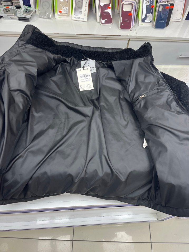 Siyah Peluş Detaylı Yüksek Yakalı Erkek Ceket - Görsel 3