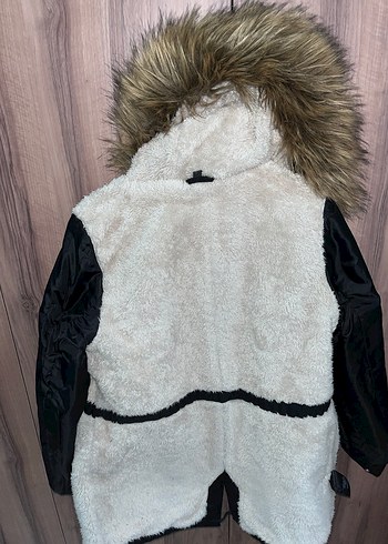 Kürklü Kapüşonlu Siyah Kadın Mont - Görsel 5