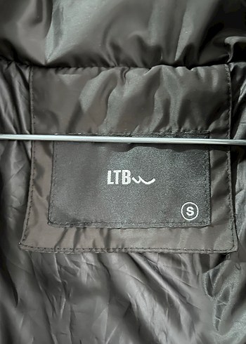 Kürklü Siyah Kadın Kışlık Mont - Görsel 3