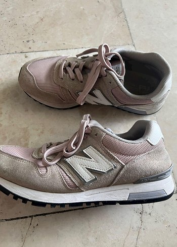 New Balance 39