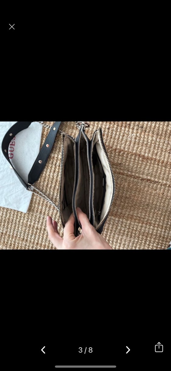 GUESS Siyah Deri Zincir Askılı Çanta - Görsel 2