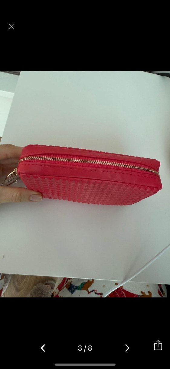 Valentino makyaj çantası - Görsel 3