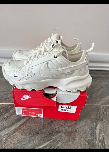 Nike TC 7900 Beyaz Kadın Sneakers - Görsel 2