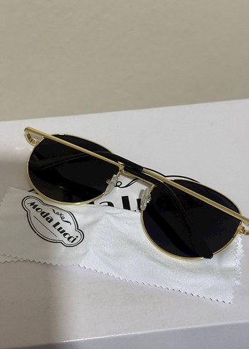 Parlak Altın Renkli Retro Kadın Güneş Gözlüğü - Görsel 2