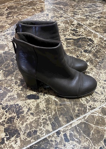 Clarks Kahverengi Deri Kadin Topuklu Bot