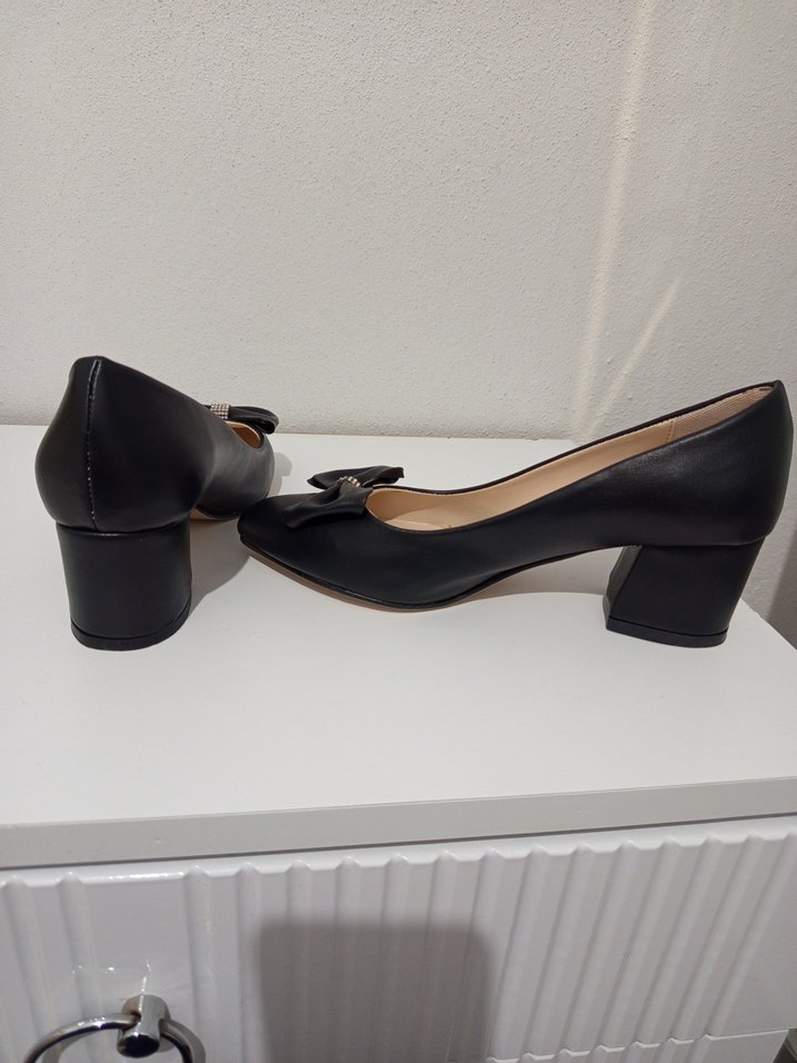 Sultan Siyah Stiletto Fiyonklu Kadın Ayakkabı - Görsel 3