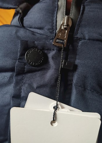 Moncler Çocuk Şişme Mont - Görsel 4