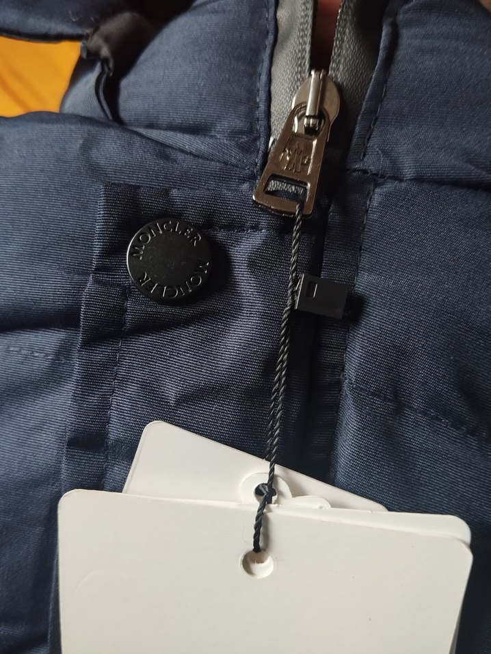 Moncler Çocuk Şişme Mont - Görsel 4