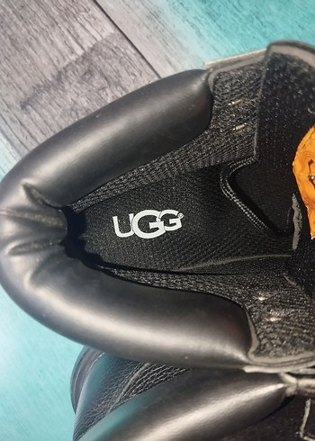 UGG Siyah Erkek Bağcıklı Kauçuk Bot - Görsel 6