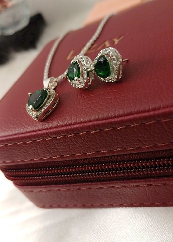 Yeşil Taşlı Modern Klasik Kadın Takı Seti - Görsel 19