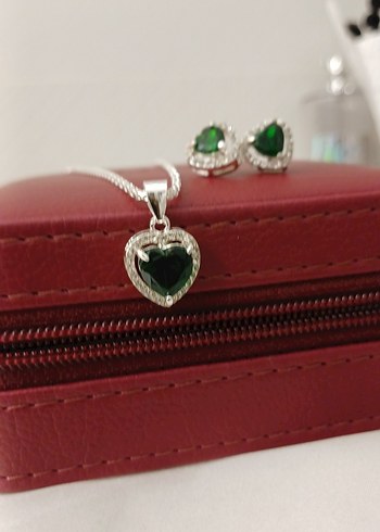 Yeşil Taşlı Modern Klasik Kadın Takı Seti - Görsel 8