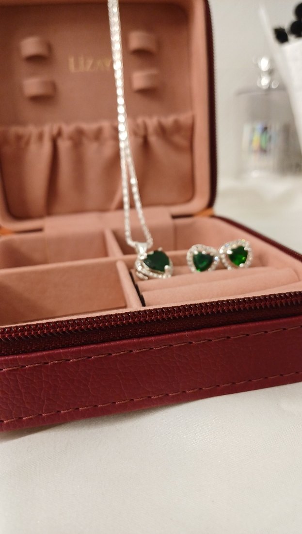 Yeşil Taşlı Modern Klasik Kadın Takı Seti - Görsel 3