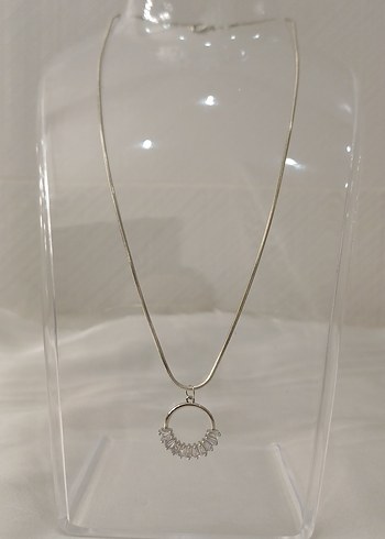 Zirkon baget taşlı çelik kolye - Görsel 3