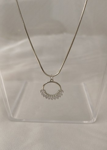 Zirkon baget taşlı çelik kolye - Görsel 2