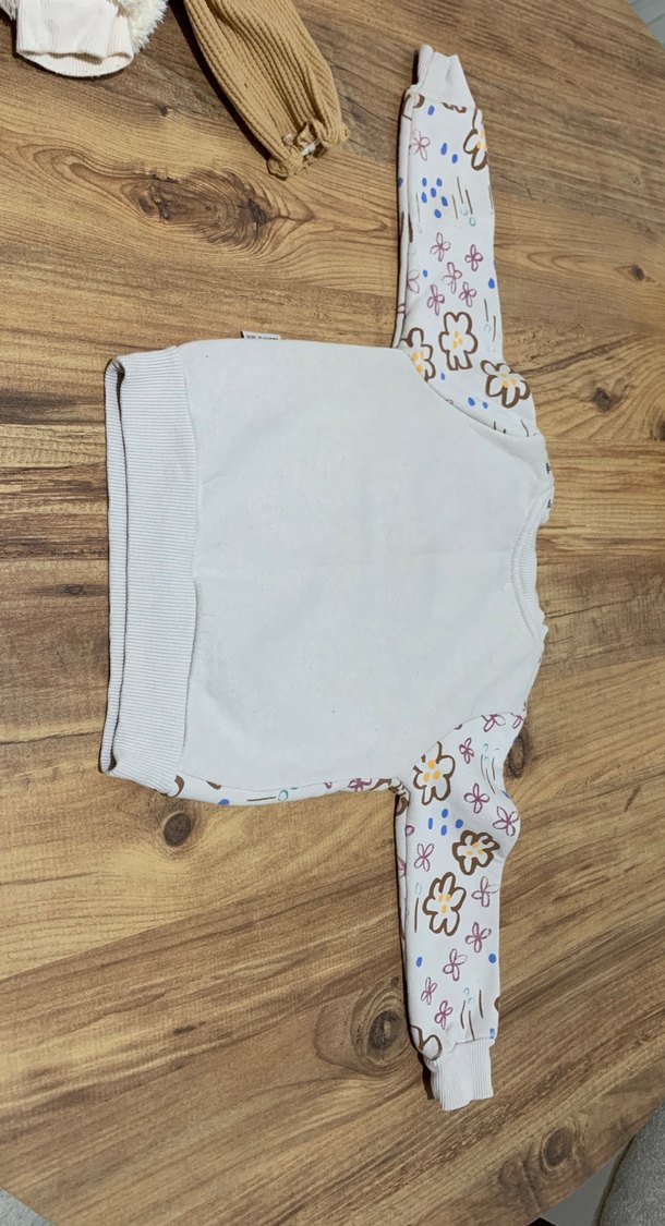 Çiçekli Kapüşonlu Kız Sweatshirt - Görsel 3