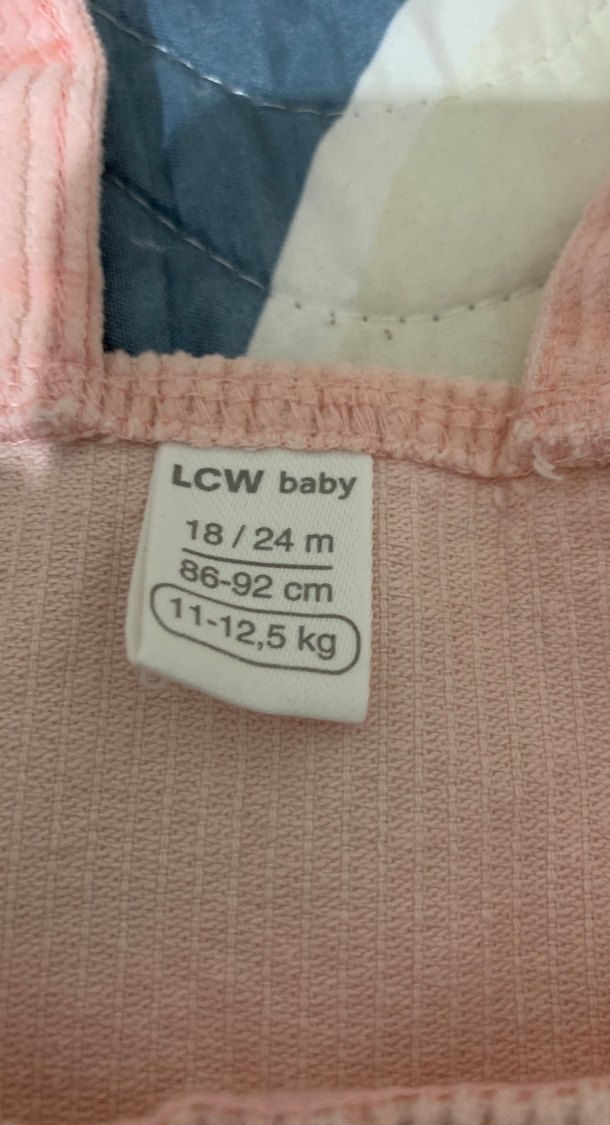 Düğmeli Pudra Pembe Kız Elbisesi - Görsel 3