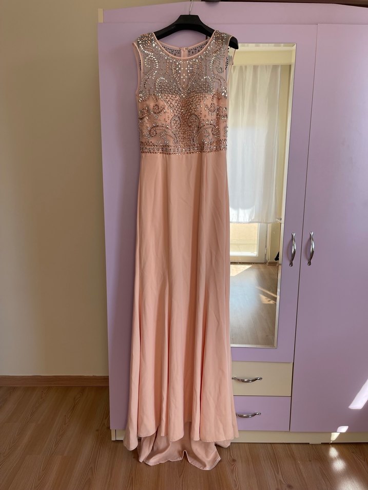 Pullu ve Nakış Detaylı Pembe Uzun Abiye Elbise - Görsel 5