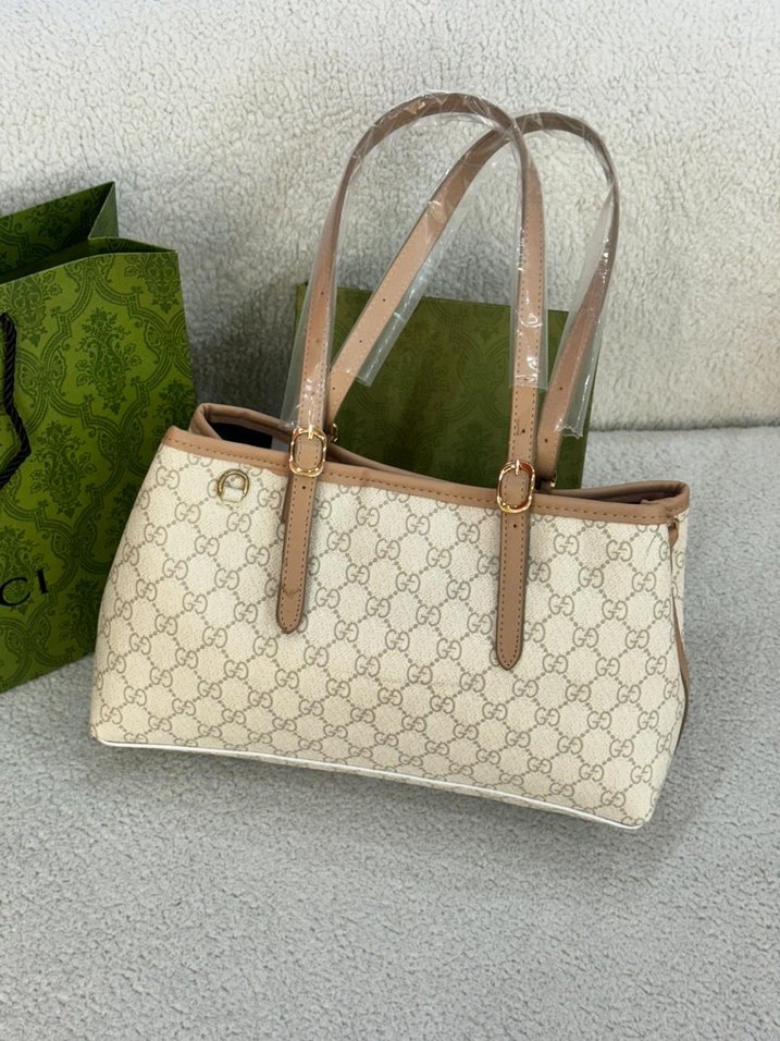 Gucci Kadın Çantası - Görsel 3