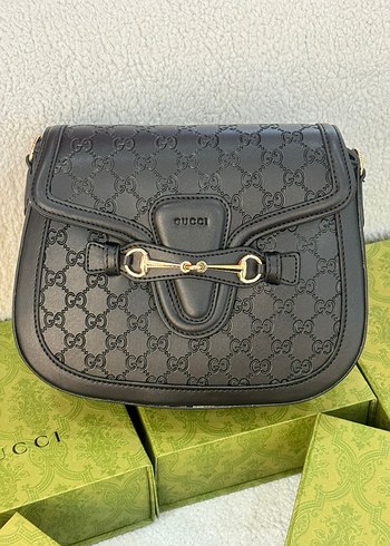 Gucci Çift Askılı ve Toka Detaylı Kadın Çantası - Görsel 3