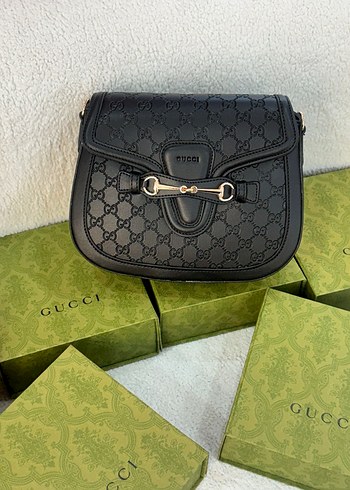 Gucci Çift Askılı ve Toka Detaylı Kadın Çantası - Görsel 2