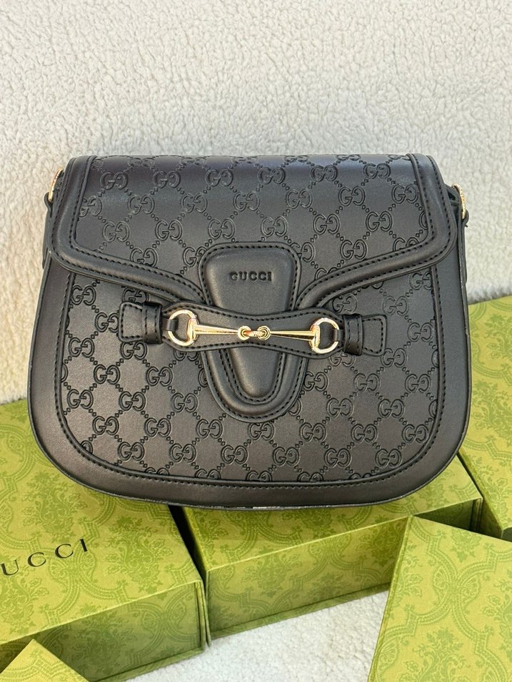 Gucci Çift Askılı ve Toka Detaylı Kadın Çantası - Görsel 3